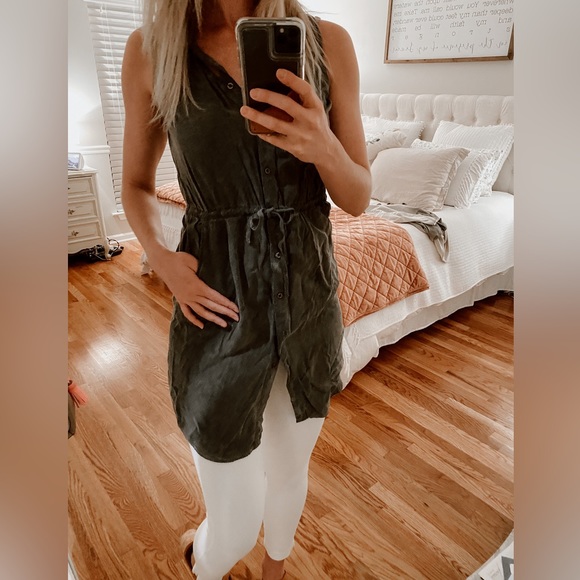 Jessica Simpson Distressed Olive Green Tunic Size XS - Picture 2 of 5